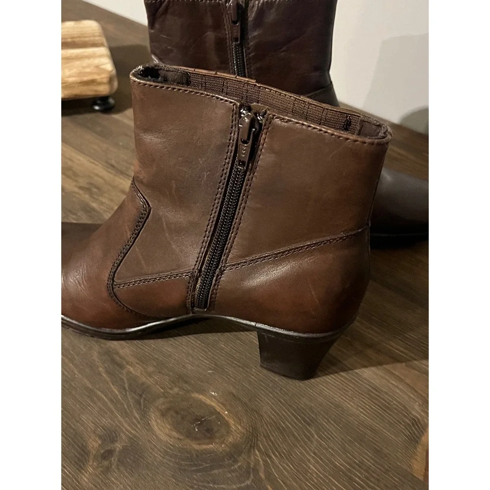 Clarks‎ Bendables Brown Leather Ankle Boot